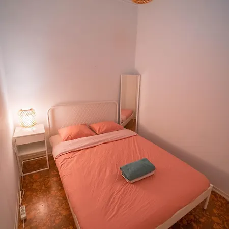 Rooms On Calcada Do Combro, Best Location Lisbon Exterior photo