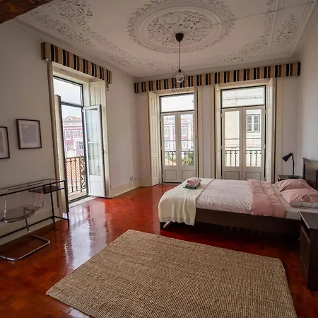 Rooms On Calcada Do Combro, Best Location Lisbon Exterior photo