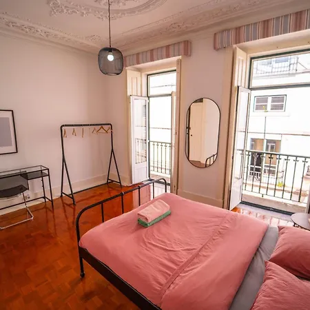 Rooms On Calcada Do Combro, Best Location Lisbon Exterior photo