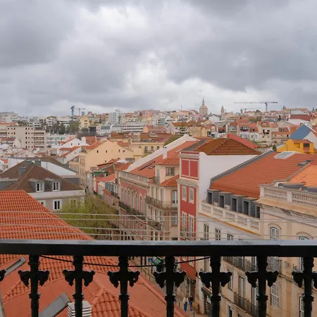 Rooms On Calcada Do Combro, Best Location Lisbon Exterior photo