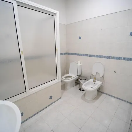 Rooms On Calcada Do Combro, Best Location Lisbon Exterior photo