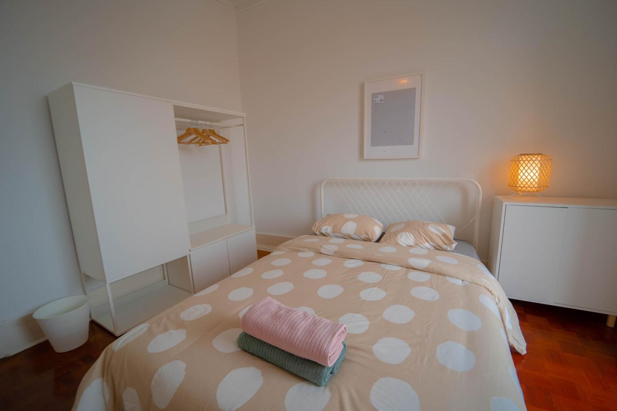 Homestay On Calcada Do Combro, Location